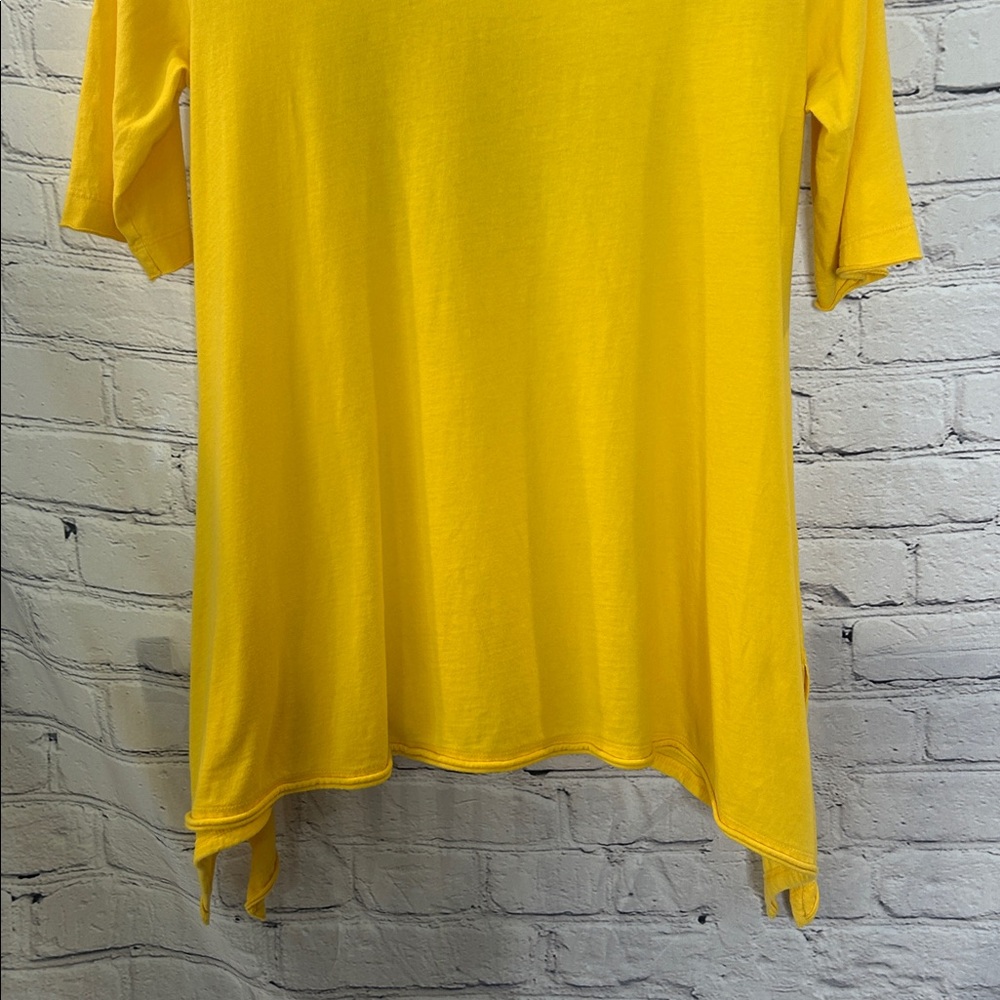 Johnny Was Bright Yellow Embroidered Top Size Medium Excellent Condition - Picture 12 of 13